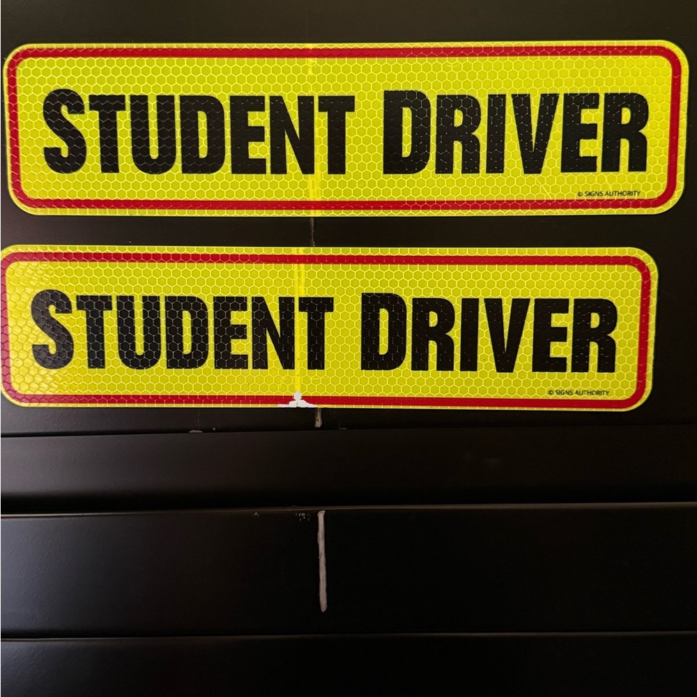 Yellow Student Driver Signs - Picture 6 of 6